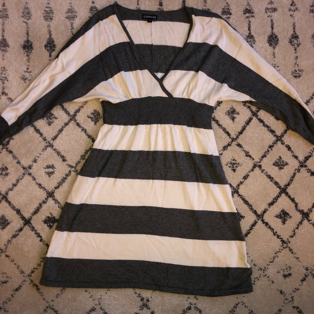 Gently worn express dress.